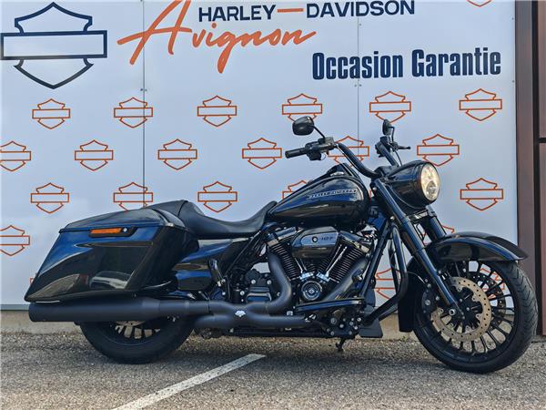 2017 HARLEY-DAVIDSON ROAD KING