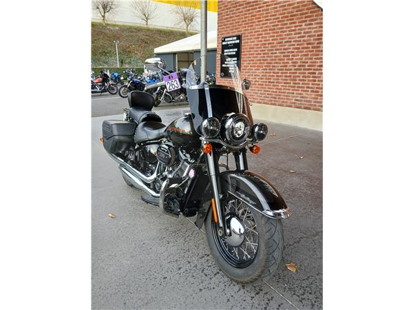 2019 HARLEY-DAVIDSON HERITAGE