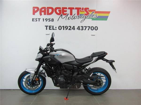 2025 Yamaha MT-07 Y-AMT Grey