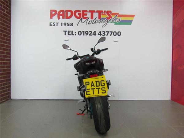 2024 Yamaha MT-09 Y-AMT Grey