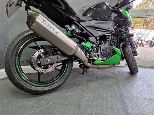2024 Kawasaki Z400 GREEN