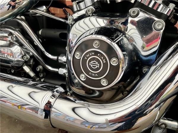 2016 HARLEY-DAVIDSON SOFTAIL FXSB BREAKOUT