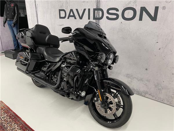 2022 harley-davidson FLHTK Electra Glide Ultra Limited Black Finish114
