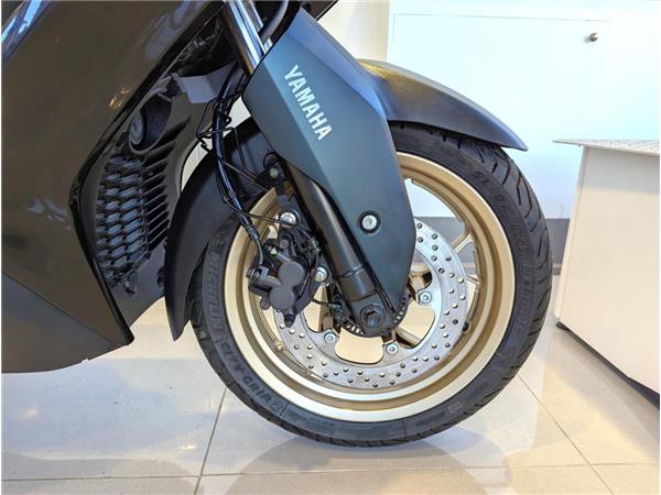 2024 YAMAHA XMAX 300