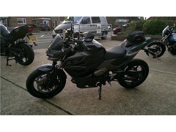 2025 Kawasaki Z7 Hybrid
