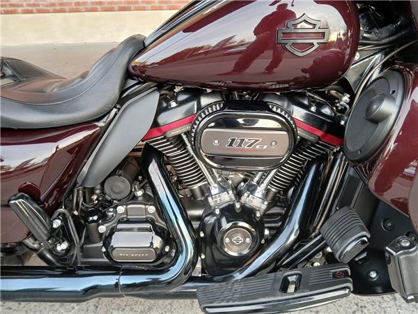 2018 HARLEY-DAVIDSON STREET GLIDE