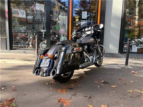 2017 HARLEY-DAVIDSON STREET GLIDE