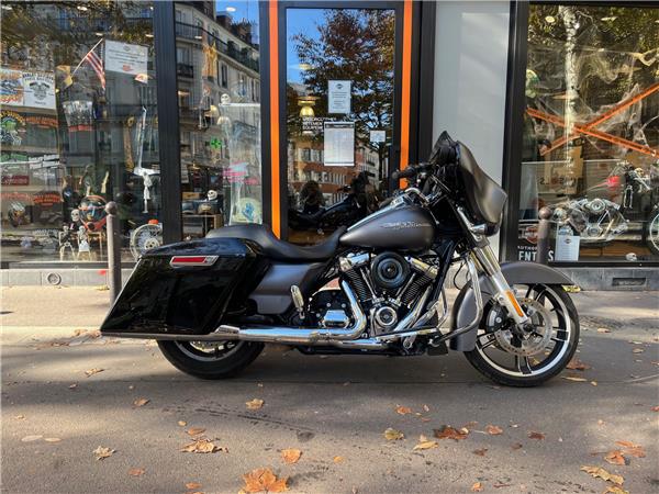 2017 HARLEY-DAVIDSON STREET GLIDE