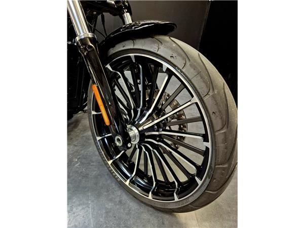 2024 HARLEY-DAVIDSON BREAKOUT