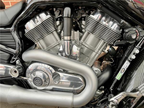2015 HARLEY-DAVIDSON V-ROD