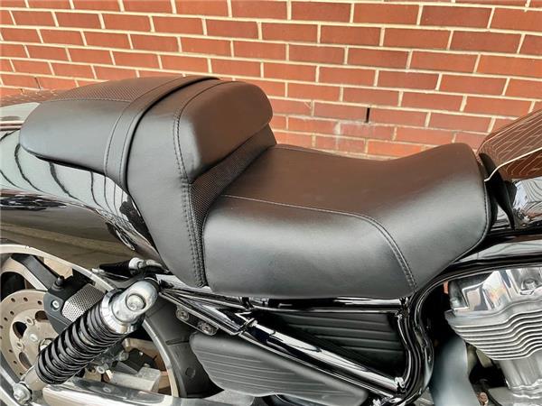 2015 HARLEY-DAVIDSON V-ROD