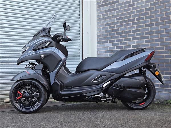 2024 Yamaha Tricity 300