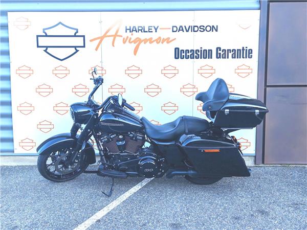 2020 HARLEY-DAVIDSON ROAD KING