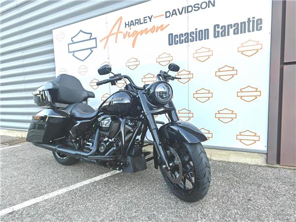 2020 HARLEY-DAVIDSON ROAD KING