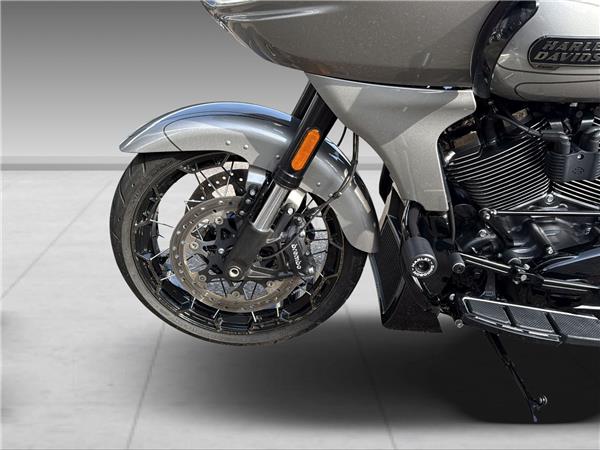 2023 harley-davidson FLTRXSE Road Glide 121 CVO