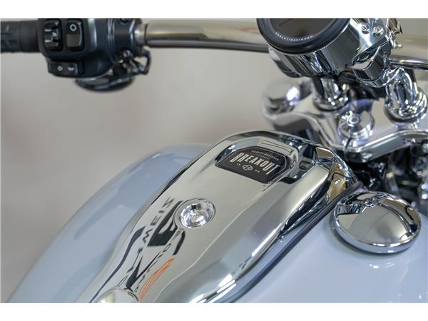 2025 harley-davidson FXBR Breakout 117