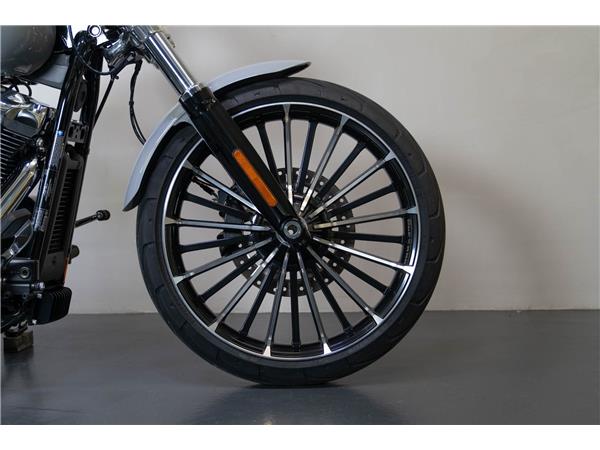 2025 harley-davidson FXBR Breakout 117