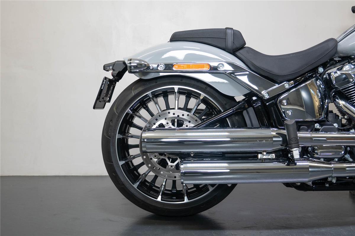 2025 harley-davidson FXBR Breakout 117