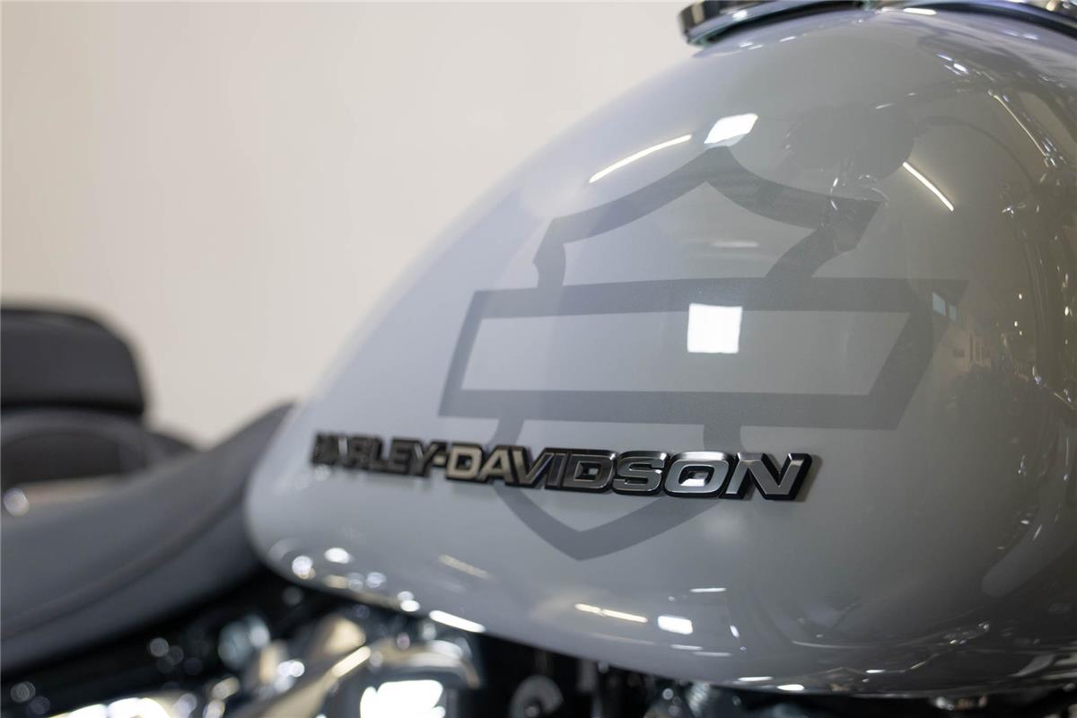 2025 harley-davidson FXBR Breakout 117