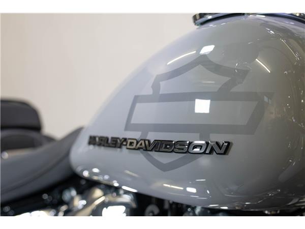 2025 harley-davidson FXBR Breakout 117