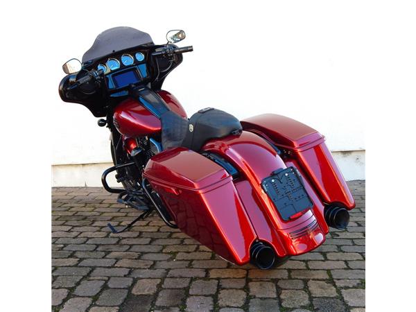 FLHXS STREET GLIDE SPEZIAL 