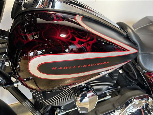 2014 HARLEY-DAVIDSON STREET GLIDE