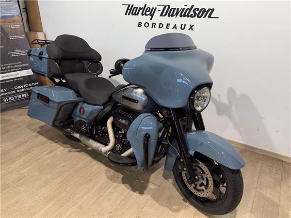 2011 HARLEY-DAVIDSON STREET GLIDE CVO