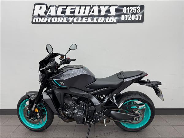 2024 YAMAHA MT-09