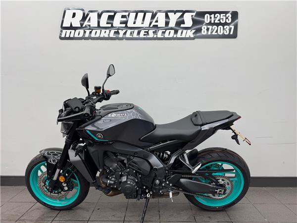  YAMAHA MT-09 Y-AMT