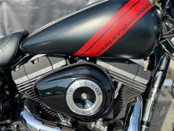 Harley-Davidson Dyna