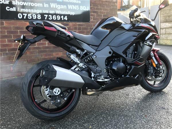 2023 Kawasaki Ninja 1000SX