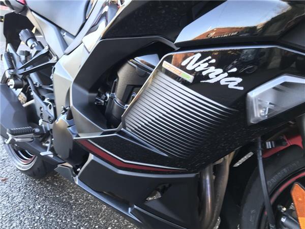 2023 Kawasaki Ninja 1000SX