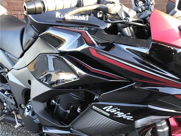 2023 Kawasaki Ninja 1000SX