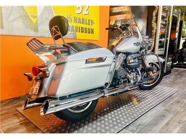 2019 HARLEY-DAVIDSON ROAD KING