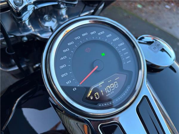 2024 HARLEY-DAVIDSON SOFTAIL FLSB SPORT GLIDE