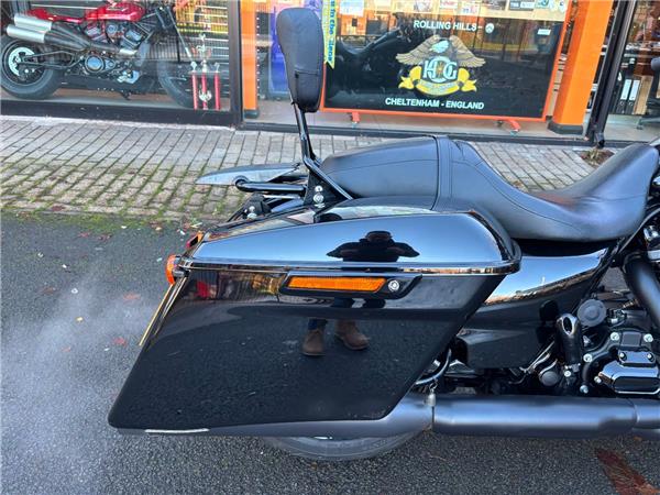 2022 HARLEY-DAVIDSON TOURING FLHRXS ROAD KING SPECIAL