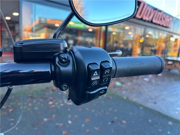 2022 HARLEY-DAVIDSON TOURING FLHRXS ROAD KING SPECIAL