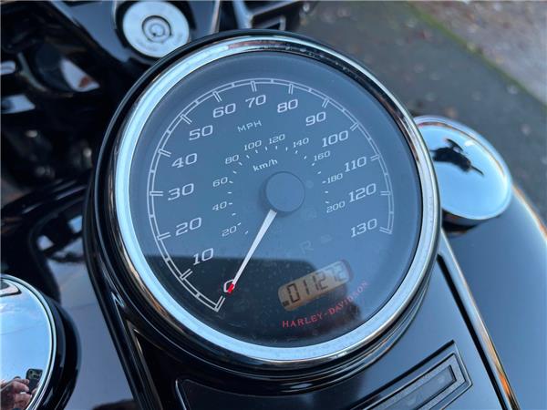 2022 HARLEY-DAVIDSON TOURING FLHRXS ROAD KING SPECIAL