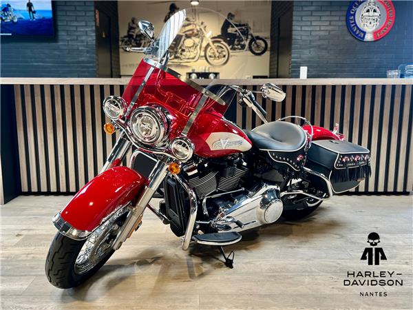 2025 HARLEY-DAVIDSON HYDRA-GLIDE REVIVAL