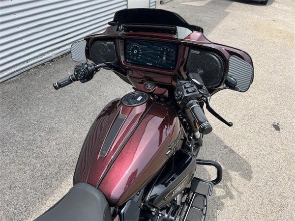 2025 Harley-Davidson CVO Street Glide FLHXSE