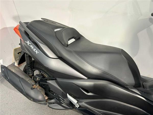 2022 Yamaha YP125R XMAX GREY