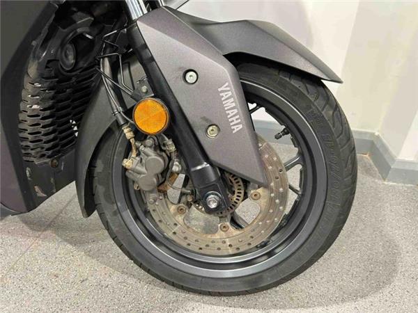 2022 Yamaha YP125R XMAX GREY