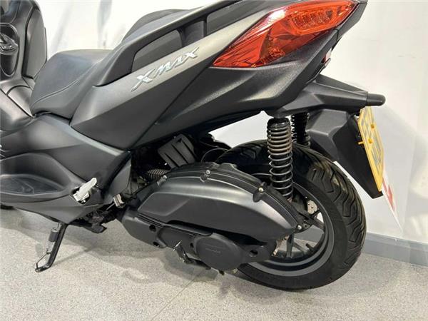 2022 Yamaha YP125R XMAX GREY