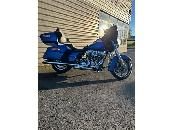 2015 HARLEY-DAVIDSON STREET GLIDE