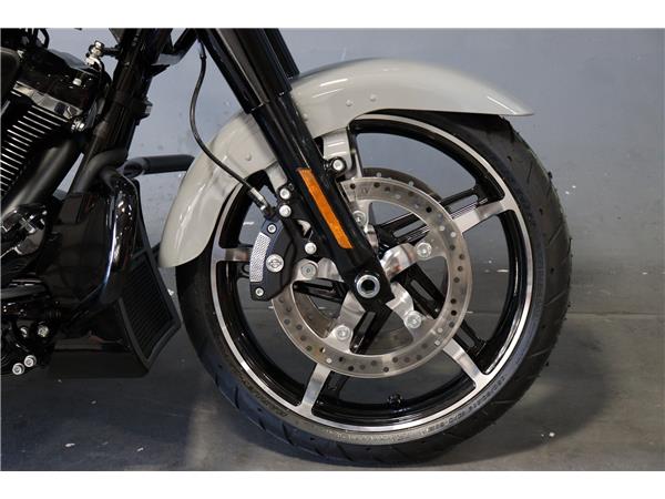 2025 HARLEY-DAVIDSON TOURING FLRT ROAD GLIDE