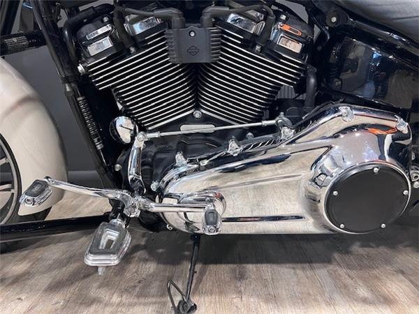 2022 HARLEY-DAVIDSON SOFTAIL FLSB SPORT GLIDE