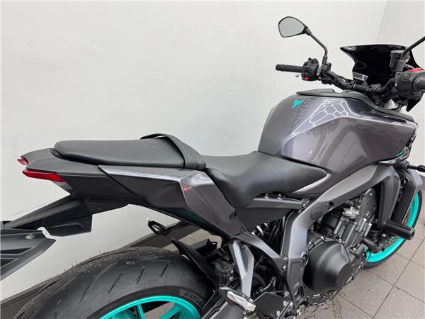 2024 YAMAHA MT-09