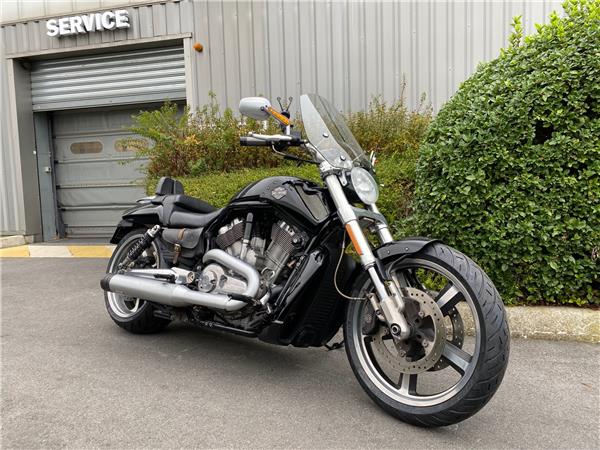 2015 HARLEY-DAVIDSON MUSCLE