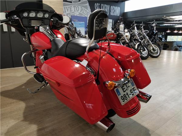 2017 HARLEY-DAVIDSON STREET GLIDE