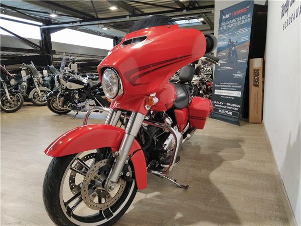 2017 HARLEY-DAVIDSON STREET GLIDE